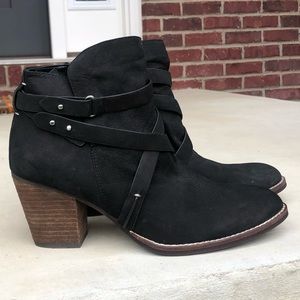 NWOT Sam Edelman black suede booties